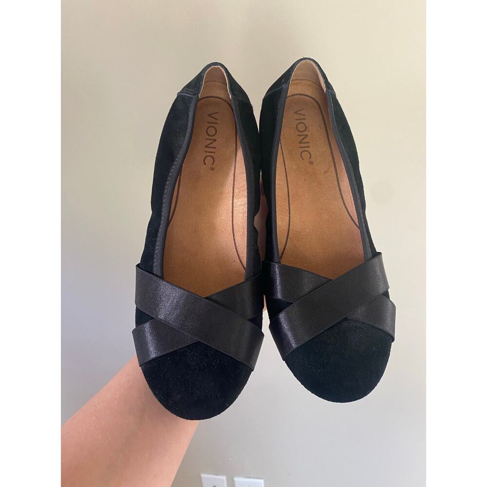Vionic Maria Black Suede Shoes Slip On Flats Round Toe Womens 7 Wide